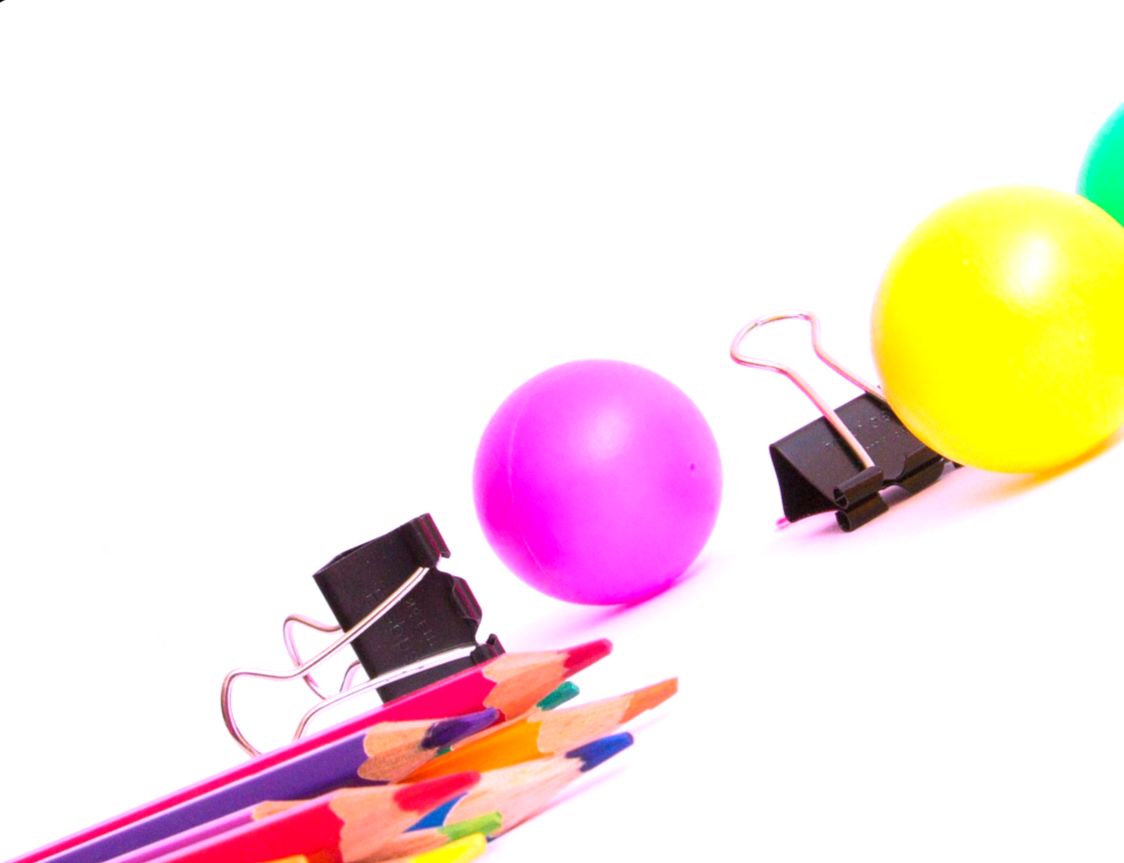Цветные карандаши, шарики - весёлая сценка для школьного праздника