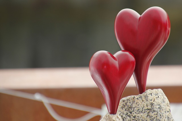 Сценарий 14 февраля - красивые сердечки из карамели конфеты на день влюбленных
